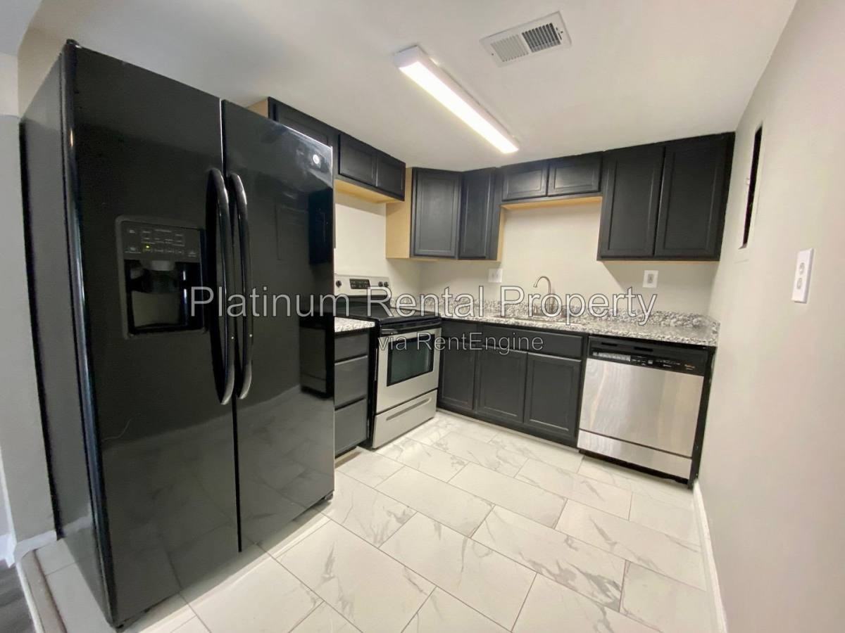 1150 Rankin St #O9 - Photo 2 of 10