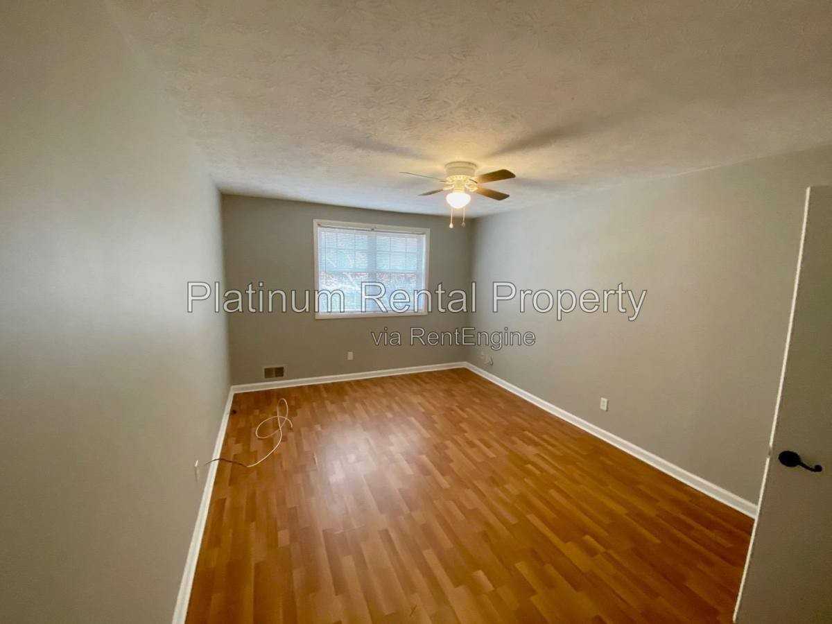 1150 Rankin St #O9 - Photo 4 of 10