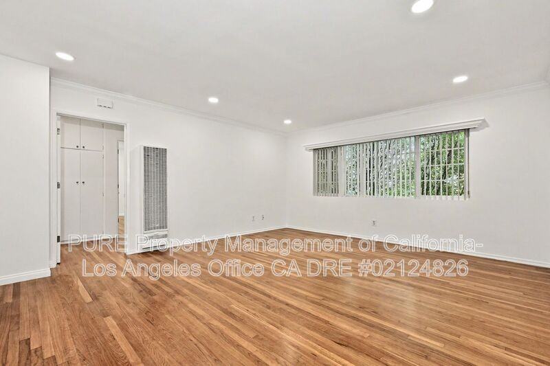 1527 Harvard St #3 - Photo 3 of 20