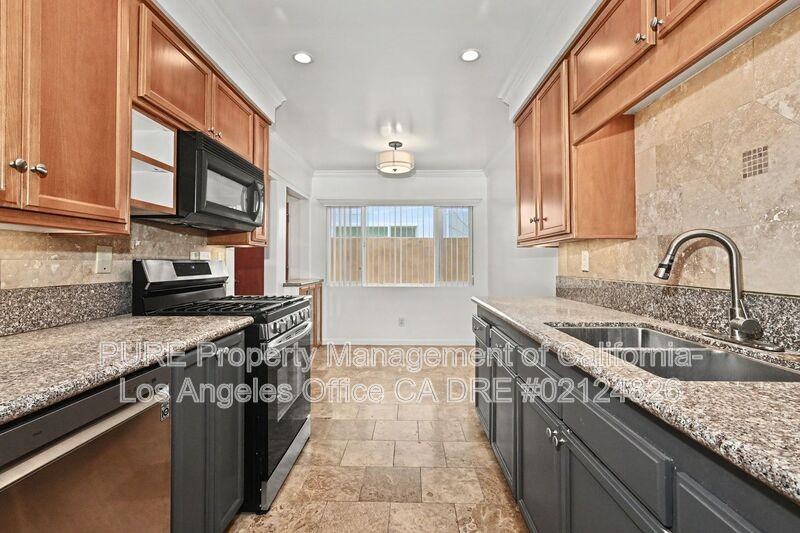 1527 Harvard St #3 - Photo 7 of 20
