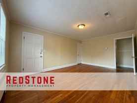 452 Parkview Dr #C - Photo 1 of 1