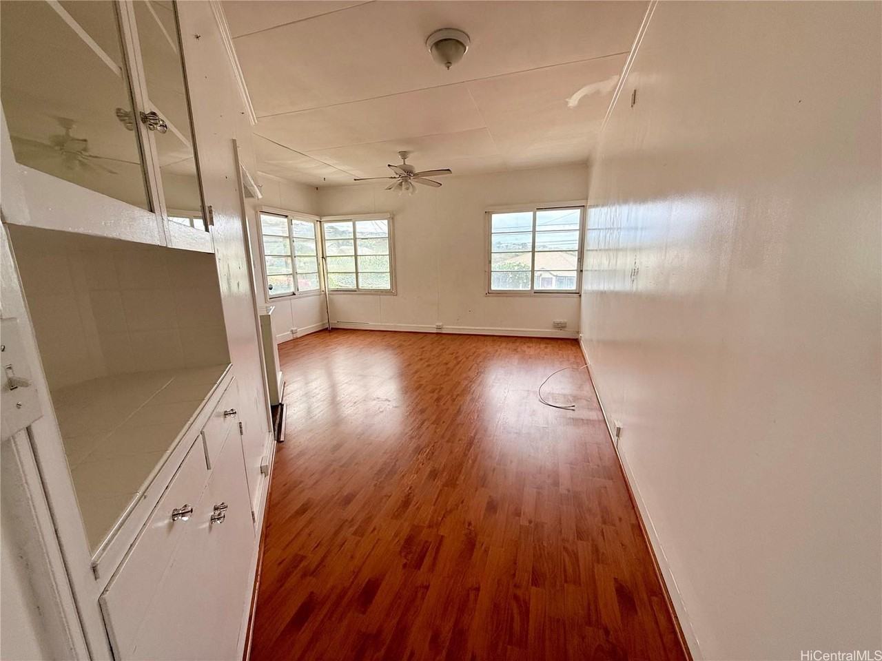 3770 Sierra Dr #B - Photo 7 of 17