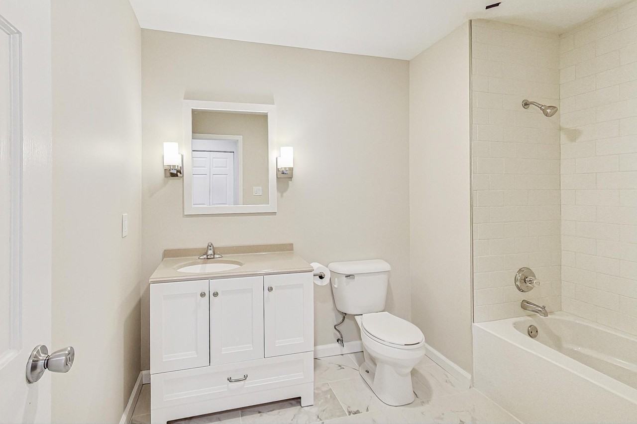 22 Chrismar Rd - Photo 3 of 26