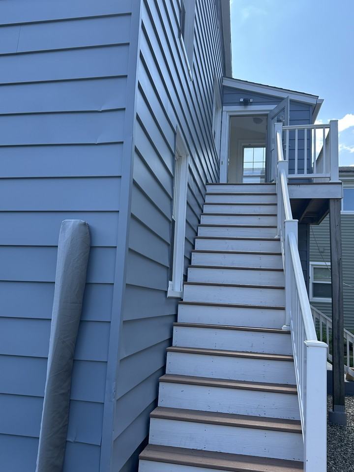 78 Suburban Ave #2-2ndFL - Photo 3 of 24