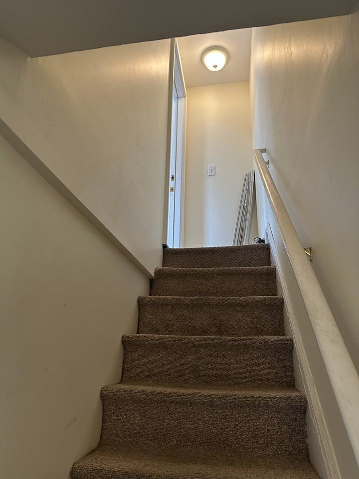 78 Suburban Ave #2-2ndFL - Photo 4 of 24