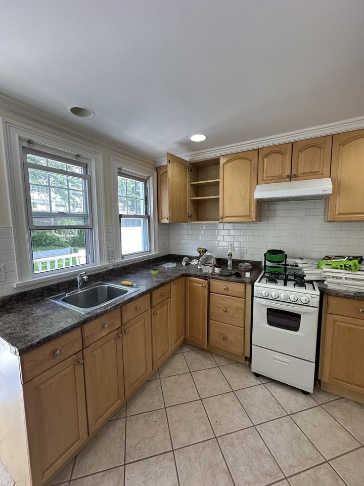 78 Suburban Ave #2-2ndFL - Photo 6 of 24