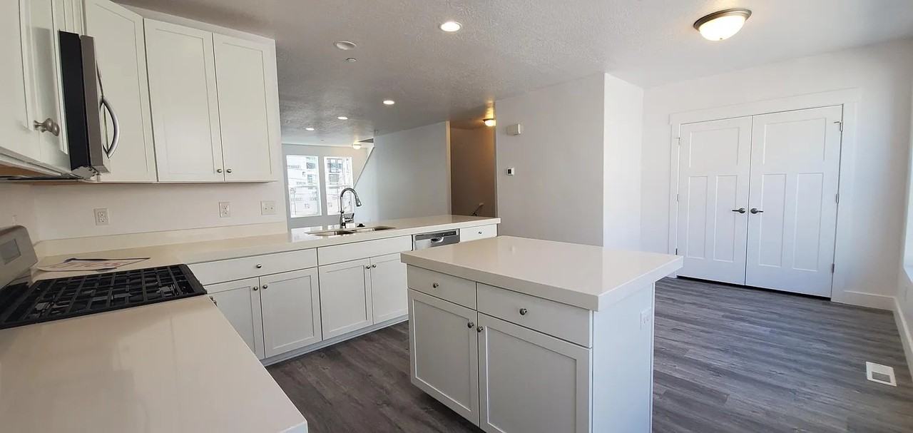 3841 W Mossmorran Ln #NA - Photo 2 of 19