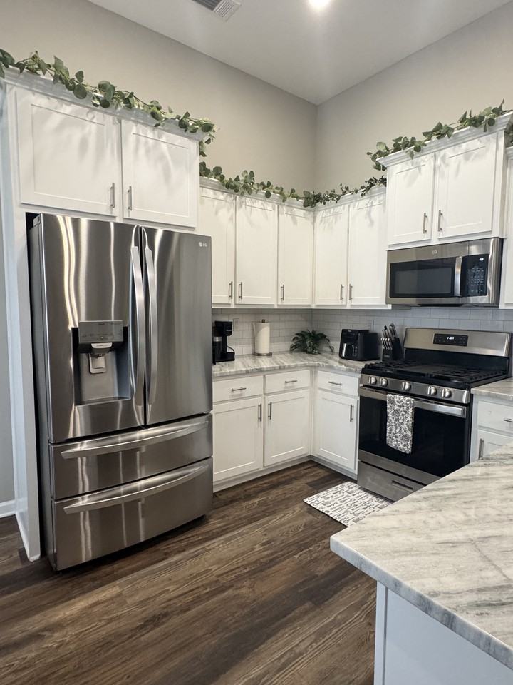120 Oakland Ridge Cv #NA - Photo 2 of 10