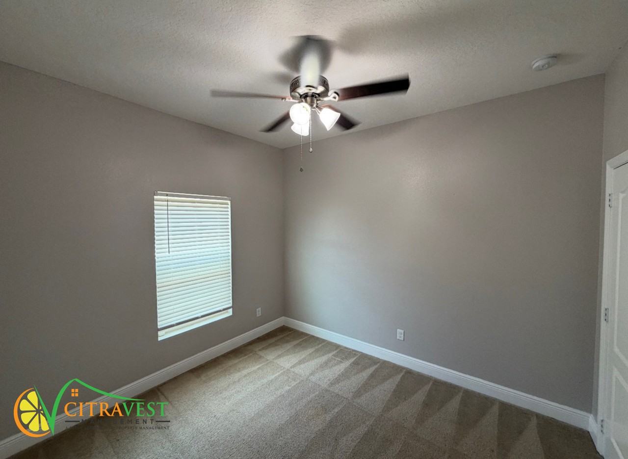 1223 Amazon Dr - Photo 5 of 12