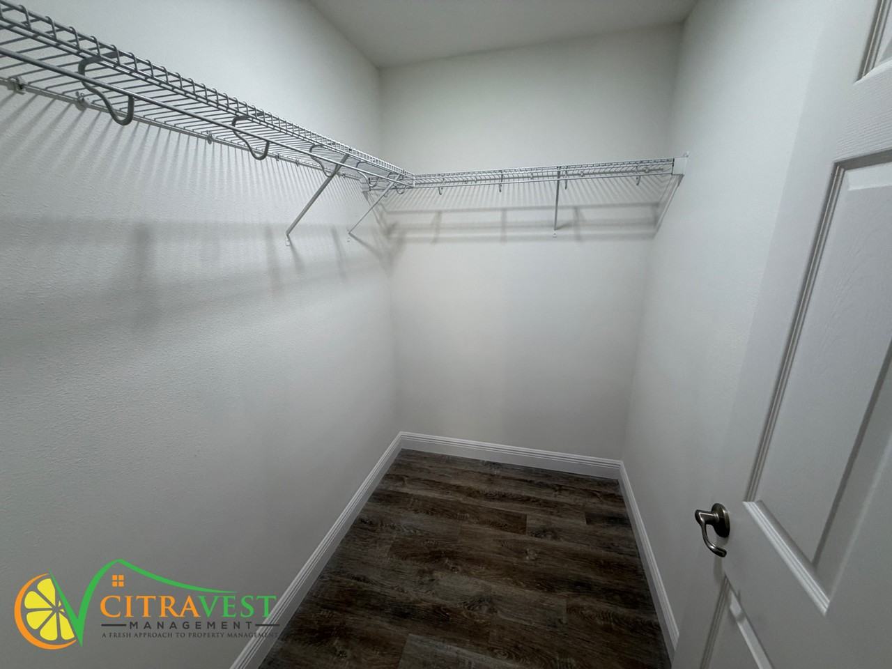 2954 W Sheila Dr - Photo 6 of 14