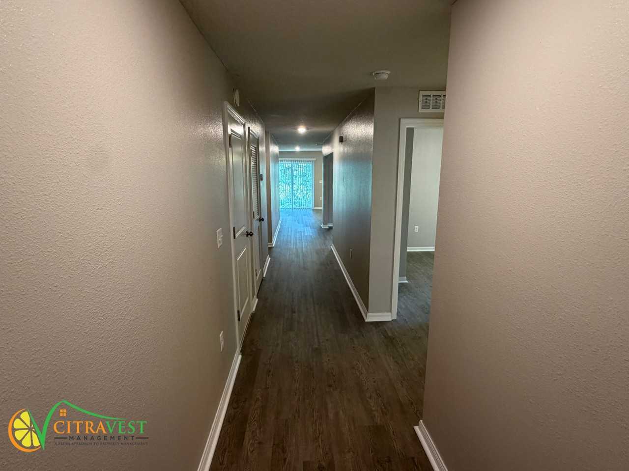 849 W Drexel Pl - Photo 2 of 15