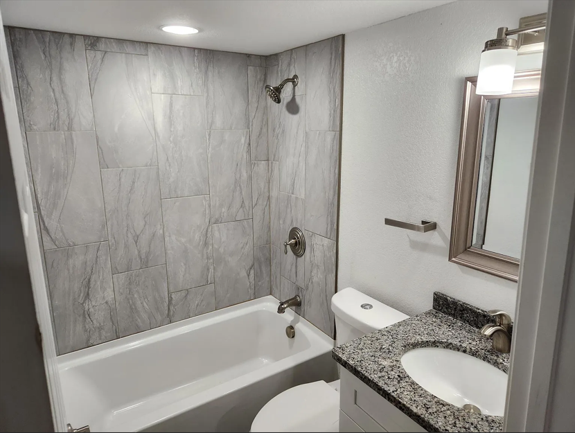 578 Harrop Ln #4 - Photo 7 of 8