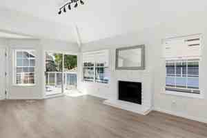 featured image of 1920 Vista Cay