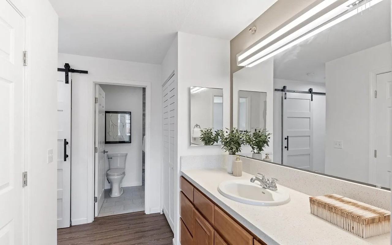 685 Dartmore Ln #165 - Photo 2 of 9