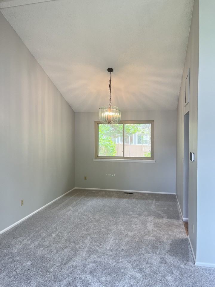 4620 Kirkwood St - Photo 4 of 30