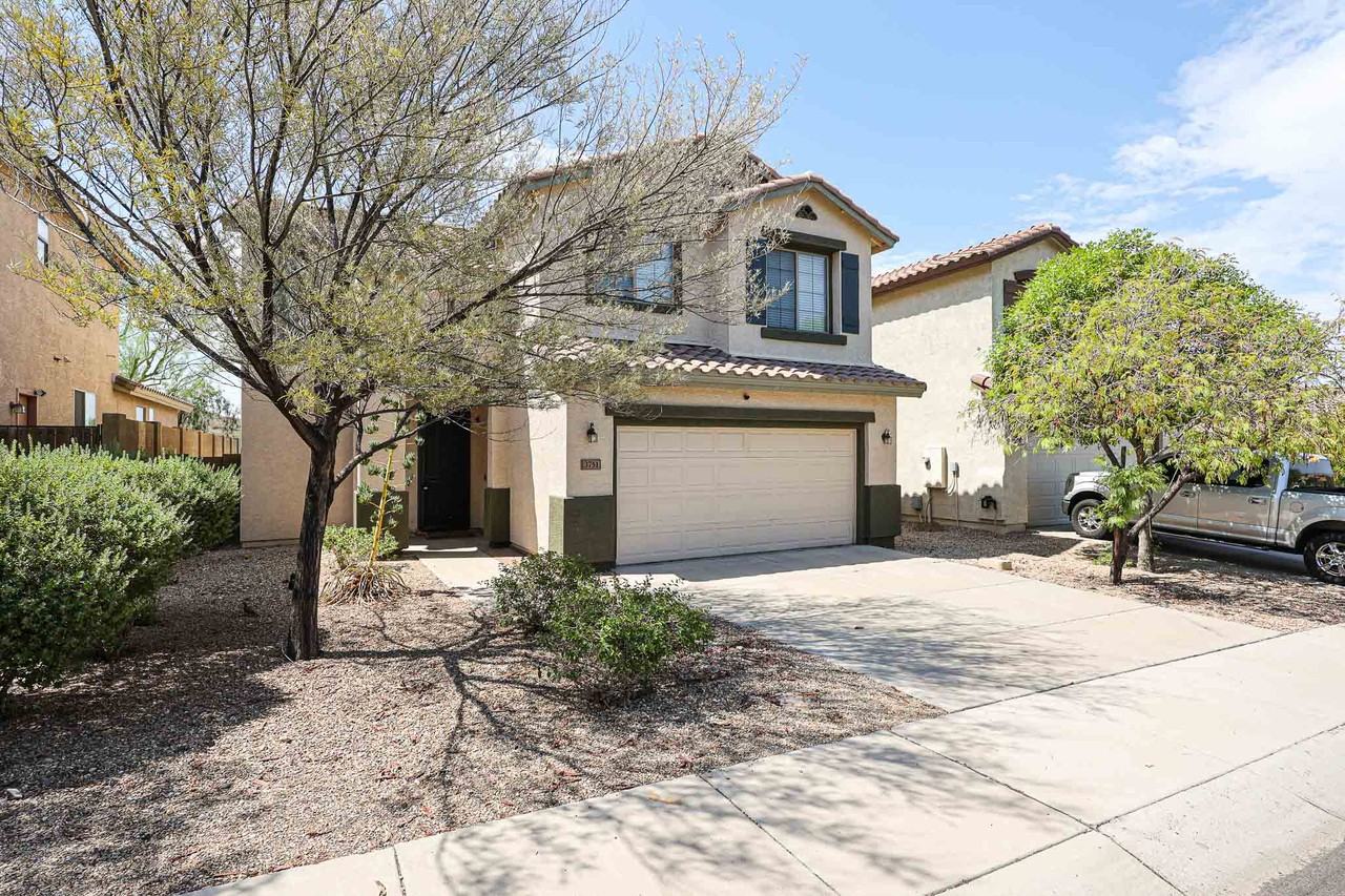 3751 W Desert Creek Ln - Photo 3 of 39