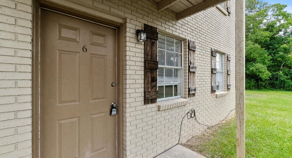 101 Lexington Dr - Photo 5 of 16