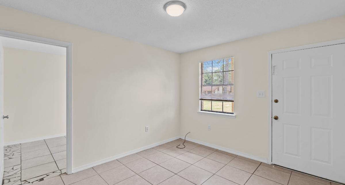 101 Lexington Dr - Photo 6 of 16