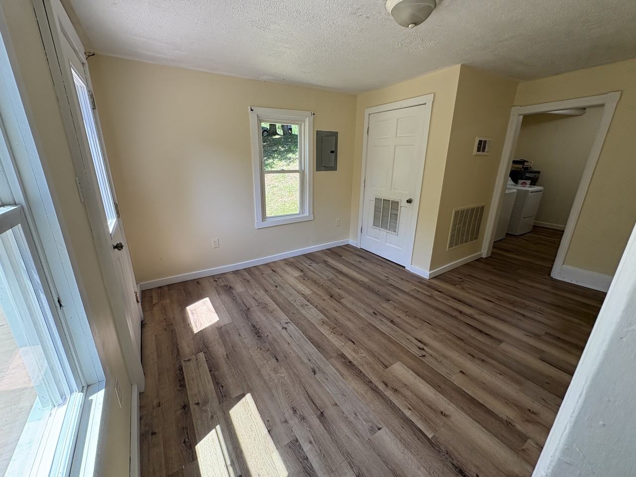 919 Wagontown Rd - Photo 6 of 17