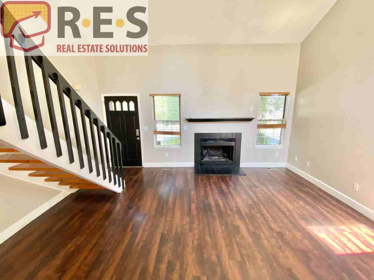 17910 E Cornell Dr - Photo 7 of 22