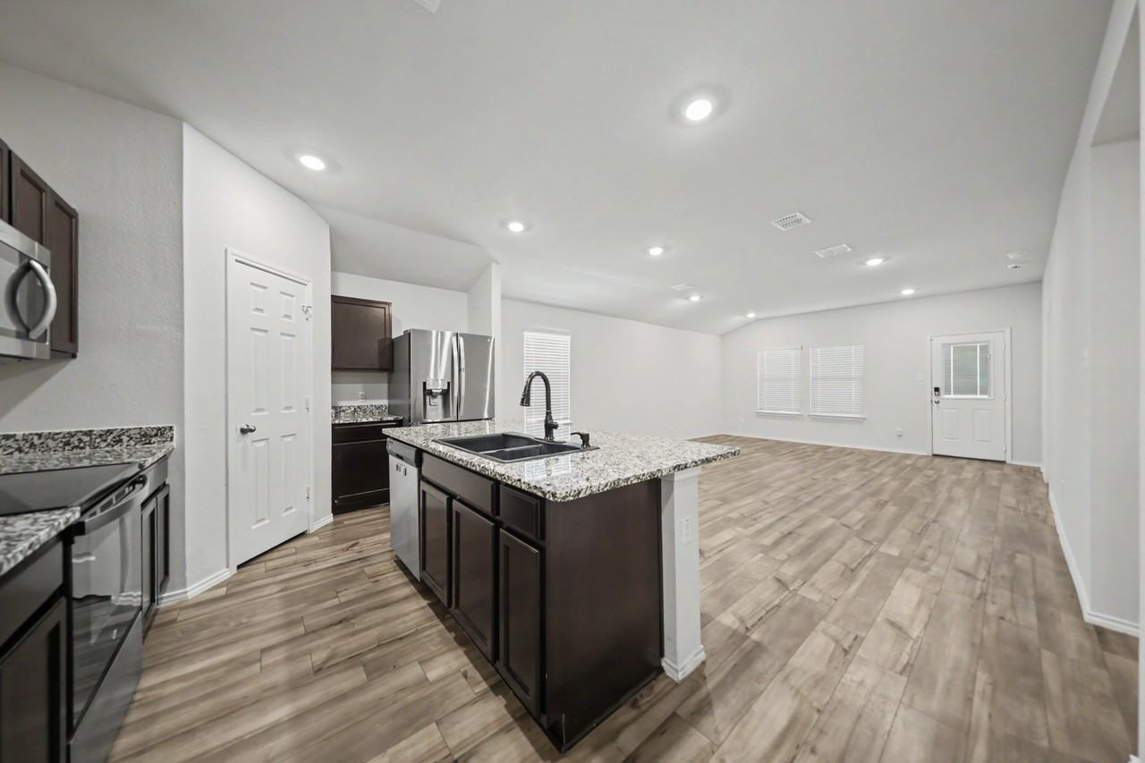 1100 Ottoman Loop - Photo 5 of 23