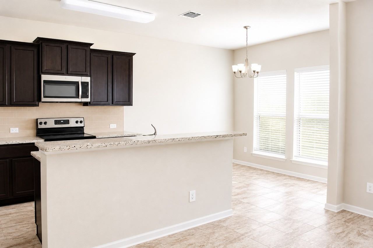 7508 Hudson Grove Dr - Photo 2 of 10