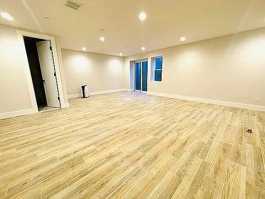 389 Sumpter St - Photo 7 of 8