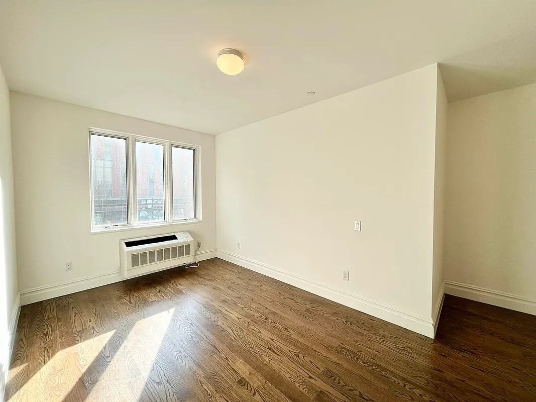 525 Myrtle Ave - Photo 2 of 10