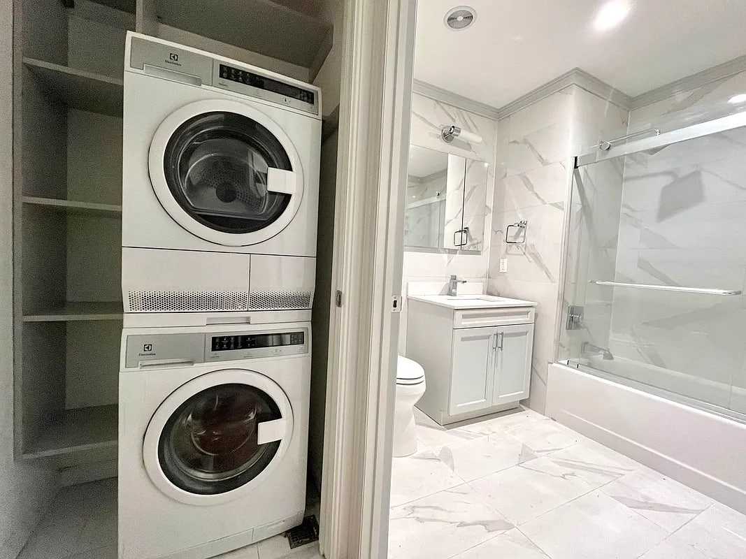 525 Myrtle Ave - Photo 6 of 10