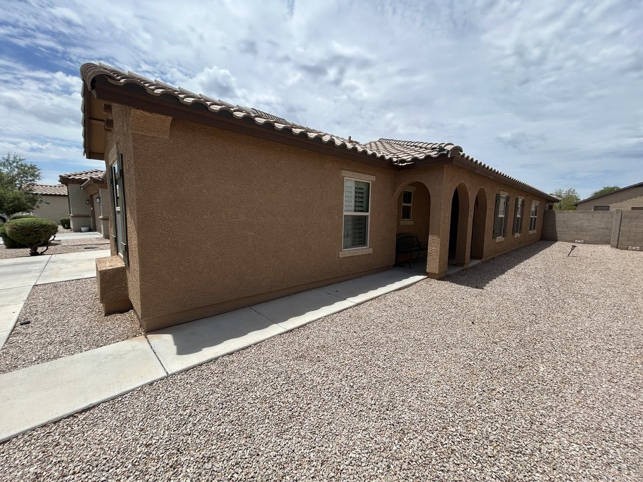 260 N Norman Way - Photo 3 of 43