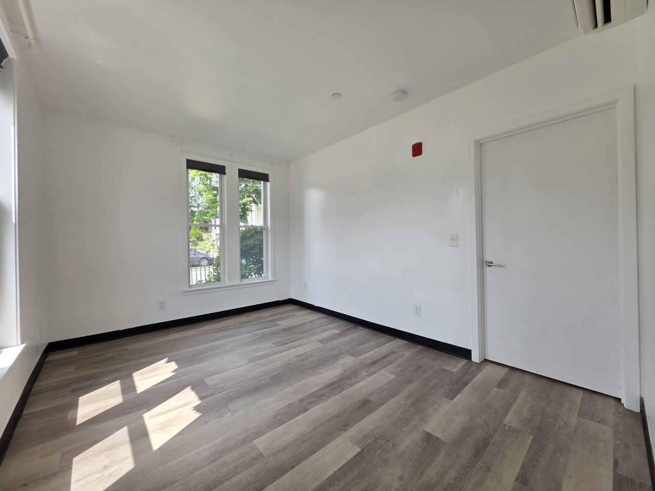 415 Olo St - Photo 6 of 11