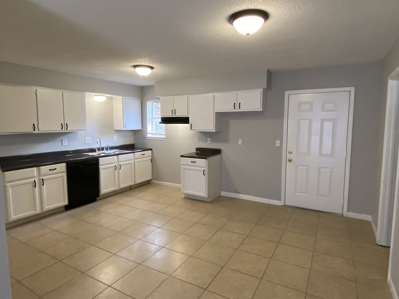 5343 Clinchport Cir - Photo 5 of 15