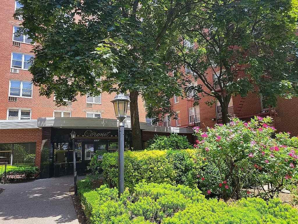 6311 Queens Blvd #D5 - Photo 6 of 6