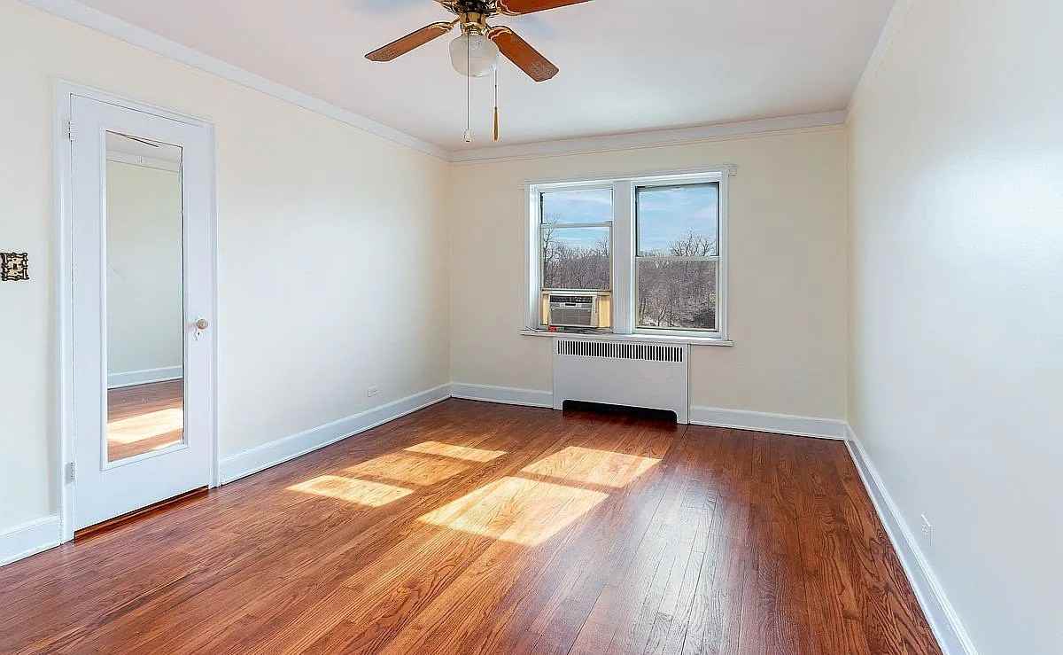 5400 Netherland Ave #B42 - Photo 7 of 10