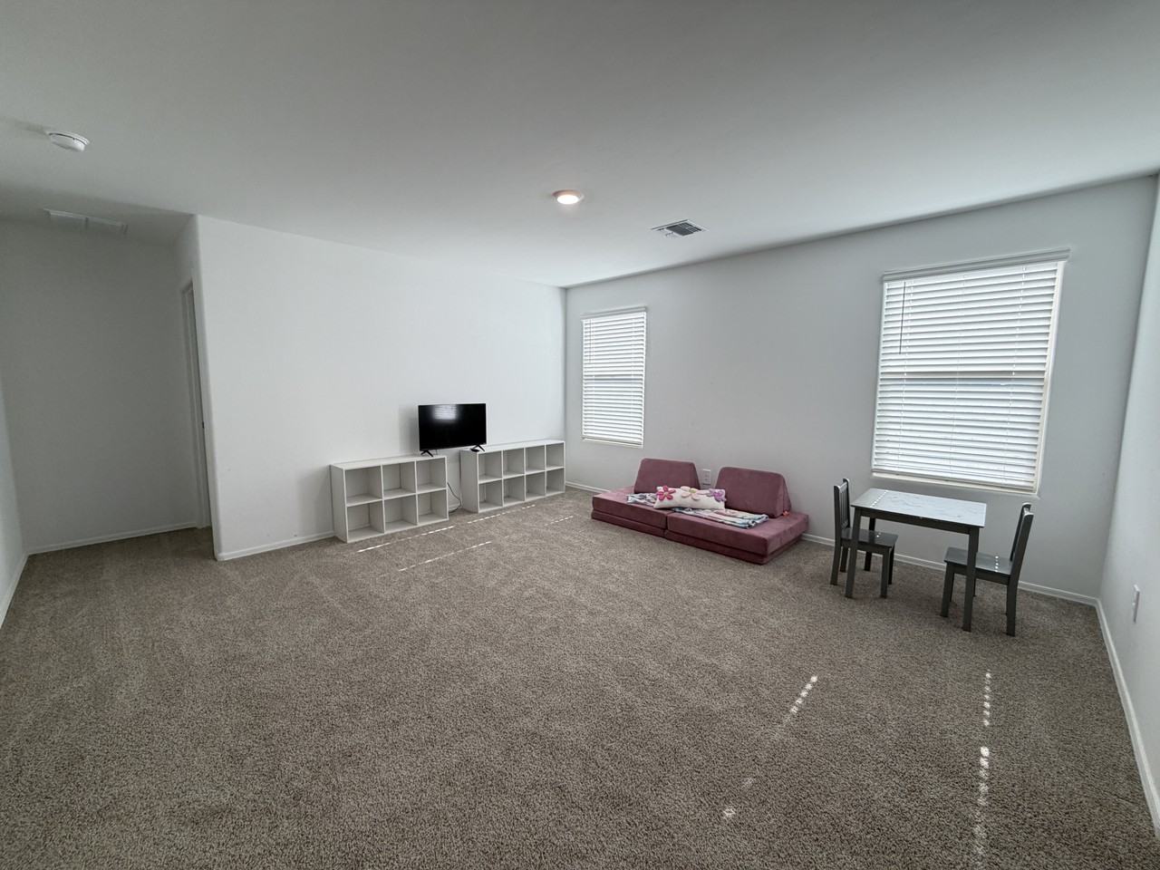 10442 W Guildford Ln - Photo 7 of 22