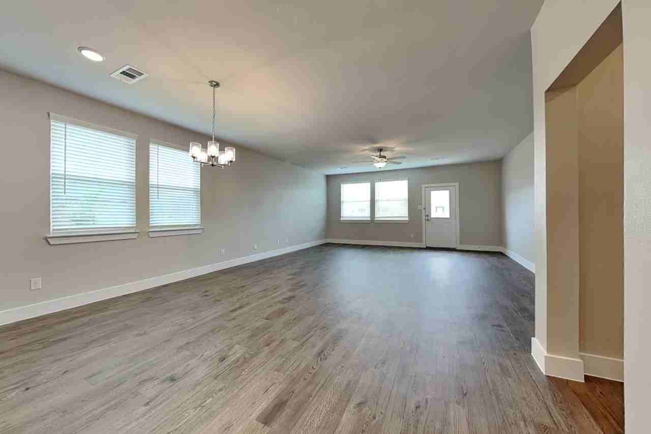 3428 Tennessee Ave - Photo 6 of 22