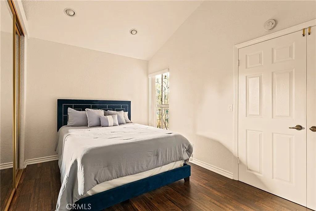 365 Burchett St #303 - Photo 4 of 14