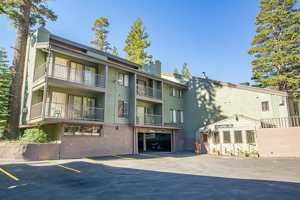 featured image of 895 Canyon Blvd #73