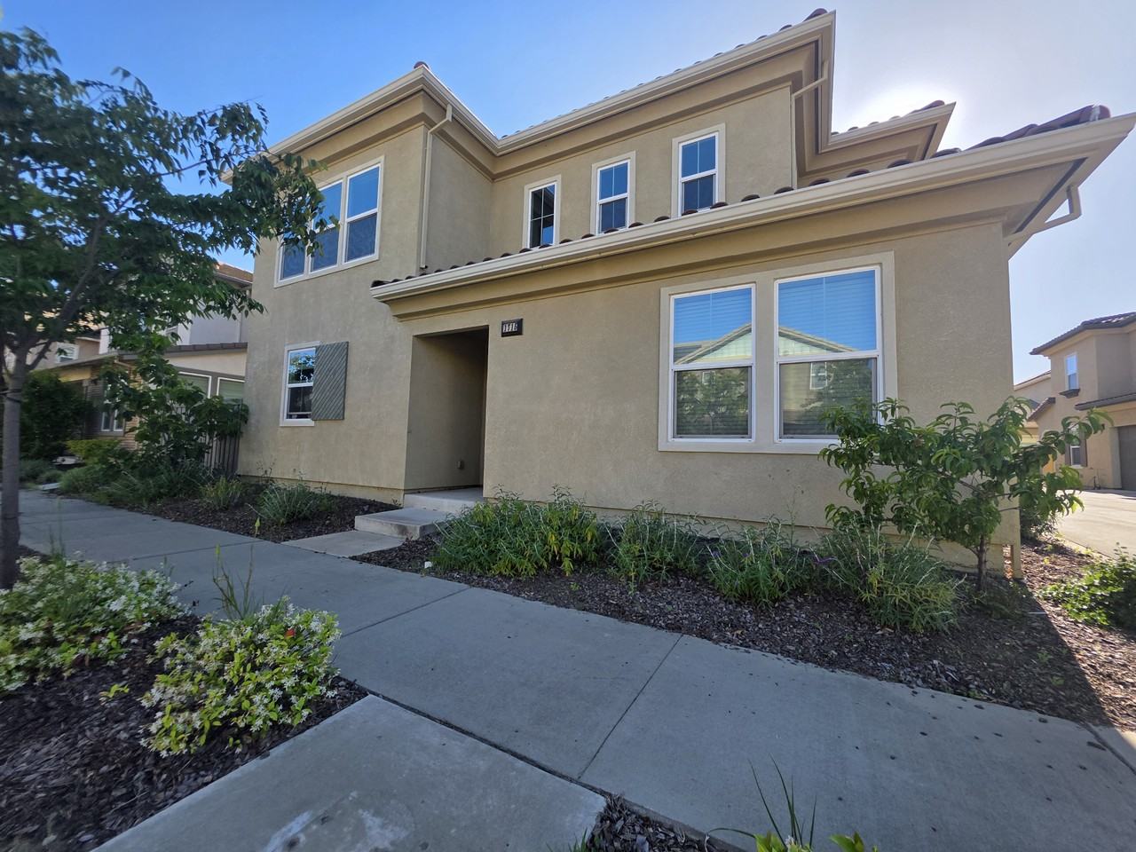 1715 Vine St #NA - Photo 2 of 5