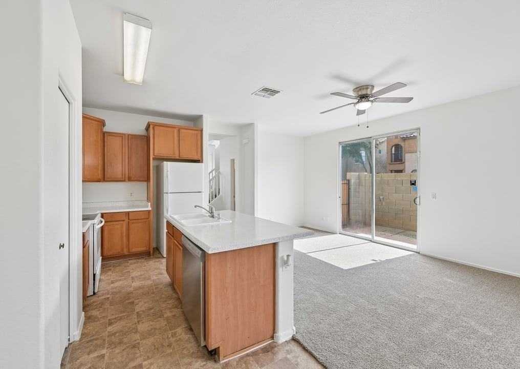 1516 E Bloch Rd #NA - Photo 3 of 19