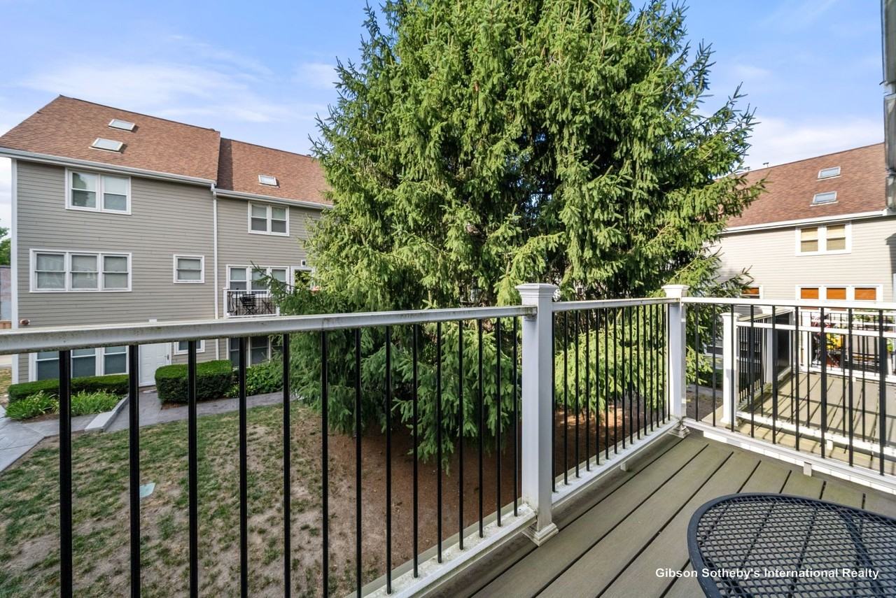 54 Crescent Ave #L - Photo 5 of 25