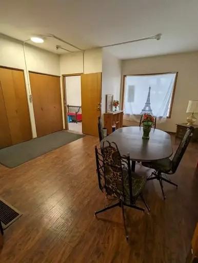 179 Spence St - Photo 4 of 12