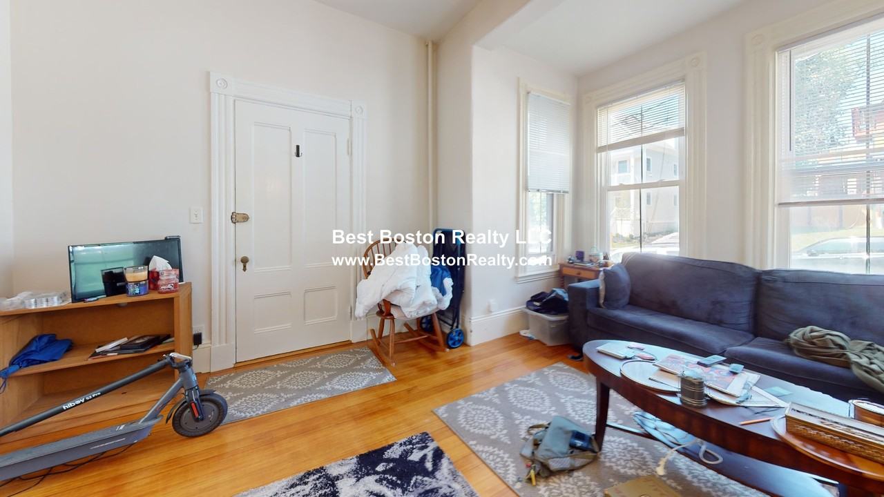 41 Laurel St #1 - Photo 5 of 10