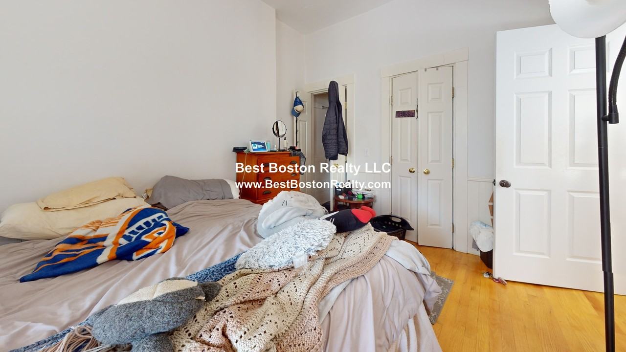 41 Laurel St #1 - Photo 6 of 10