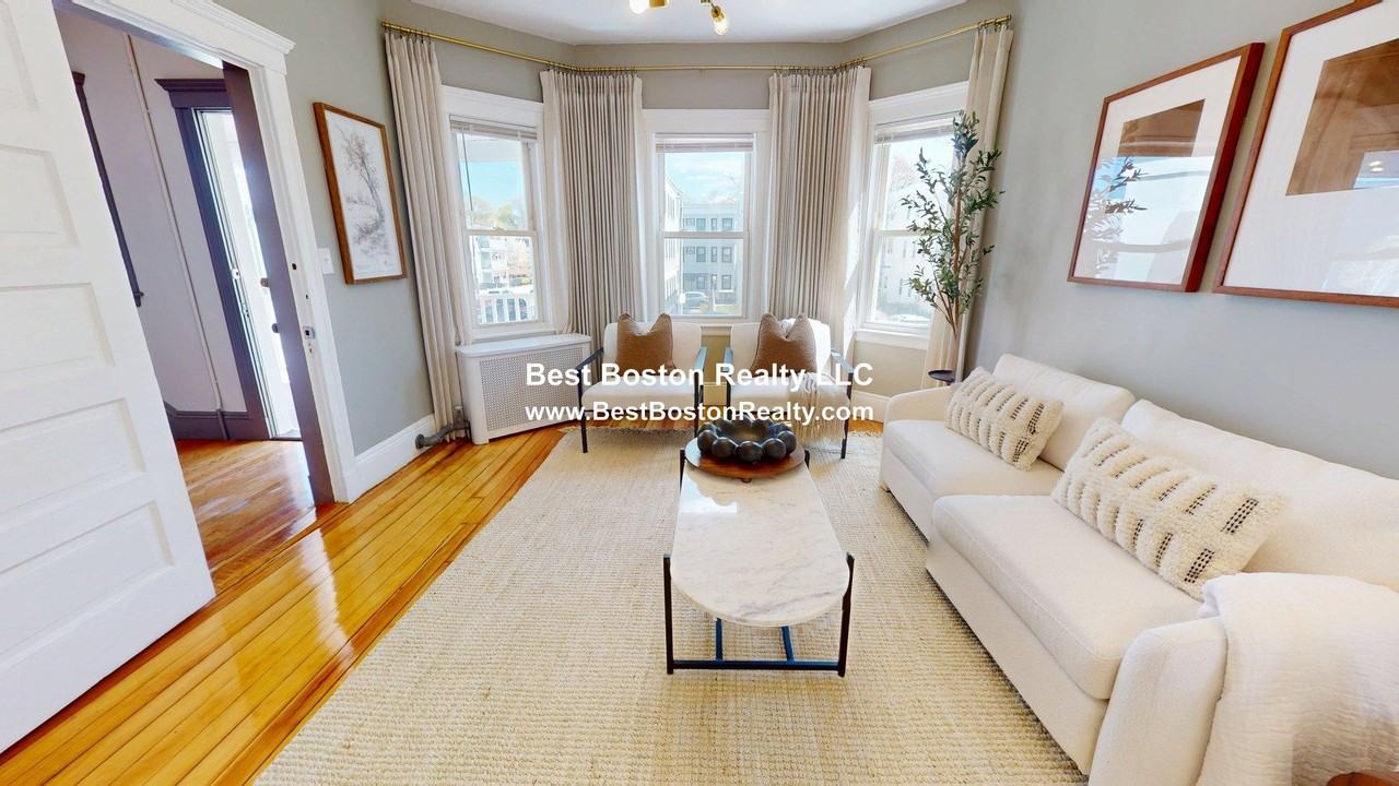 3943 Washington St #2 - Photo 2 of 29