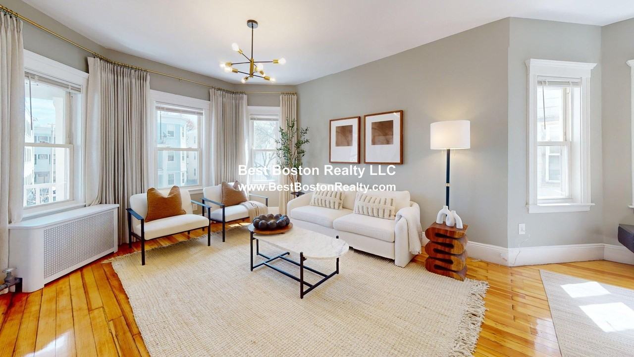 3943 Washington St #2 - Photo 5 of 29