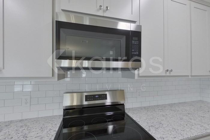 8118 S Hendrick Dr - Photo 6 of 23