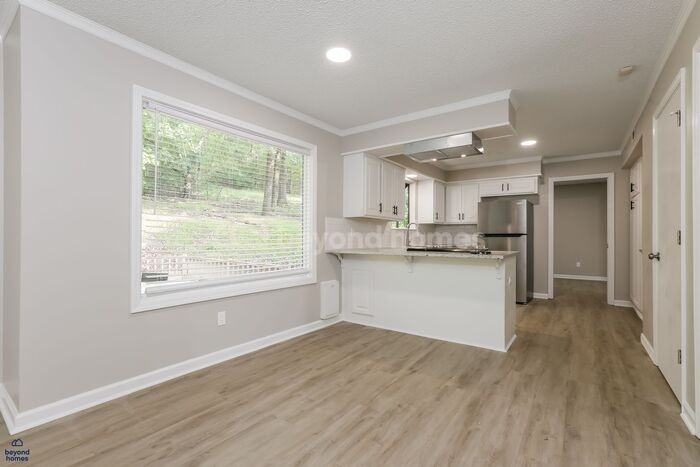 11 Lisa Ct - Photo 4 of 20