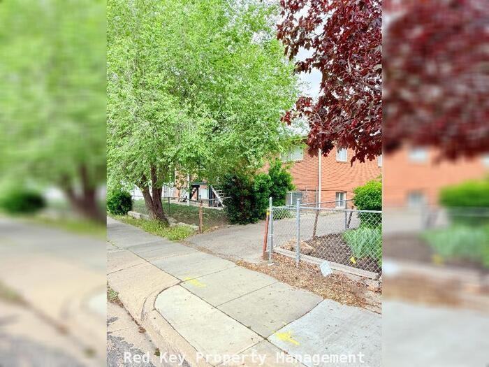 171 S Coleman St #A - Photo 4 of 4