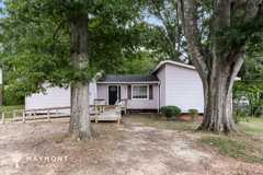 421 Sellwood Cir - Photo 1 of 1